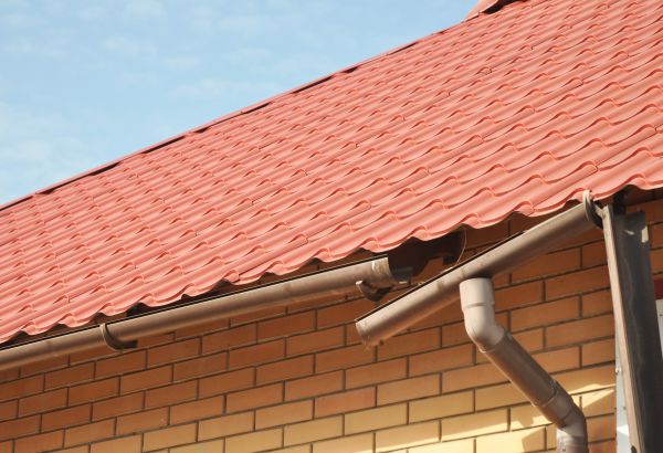 Loose Gutter Repair in Chattanooga