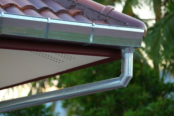 Metal Gutter Repair in Chattanooga